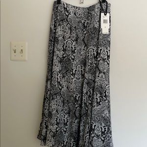 Long black/white paisley skirt